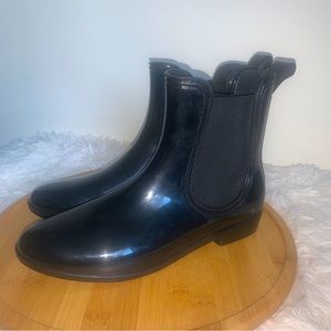 Just Fab Boots Ankle Rubber Women’s Size 9 Black